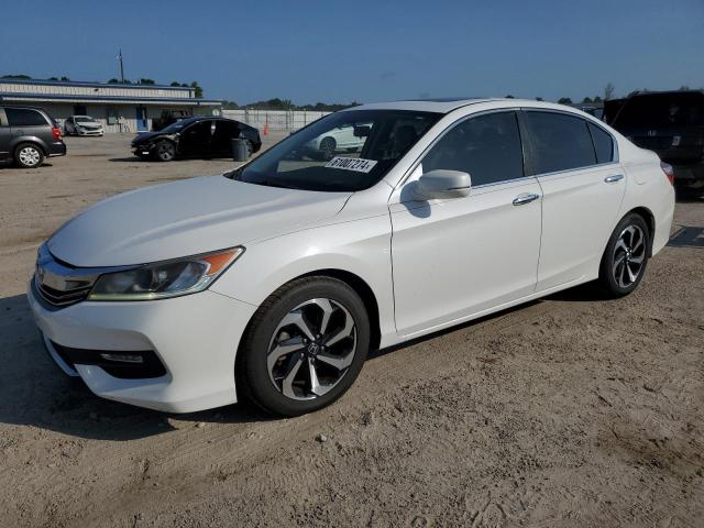 Photo 0 VIN: 1HGCR2F76GA058008 - HONDA ACCORD 