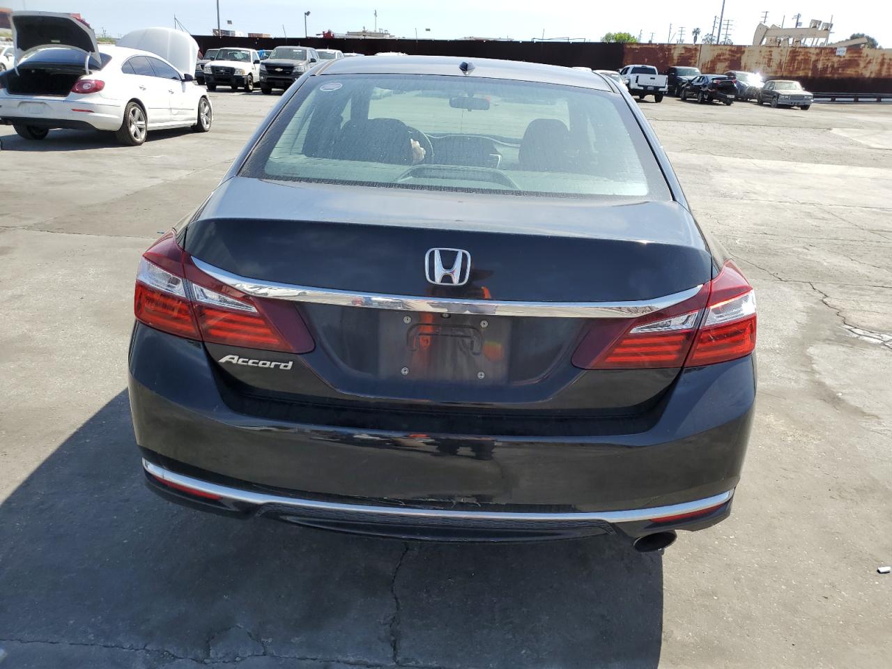 Photo 5 VIN: 1HGCR2F76GA238797 - HONDA ACCORD 