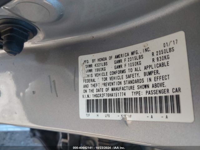 Photo 8 VIN: 1HGCR2F76HA151774 - HONDA ACCORD 