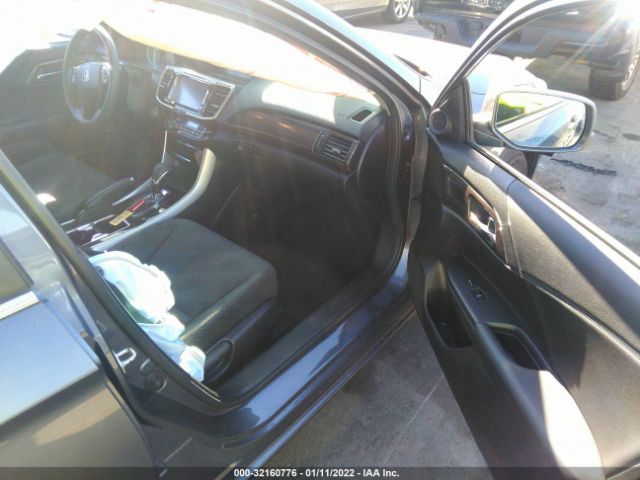 Photo 4 VIN: 1HGCR2F76HA182488 - HONDA ACCORD SEDAN 