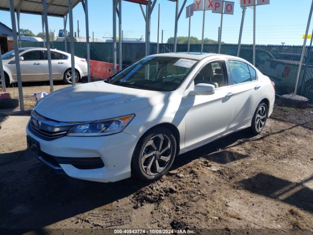 Photo 1 VIN: 1HGCR2F76HA294790 - HONDA ACCORD 