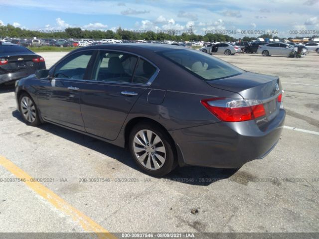 Photo 2 VIN: 1HGCR2F77DA194465 - HONDA ACCORD SDN 