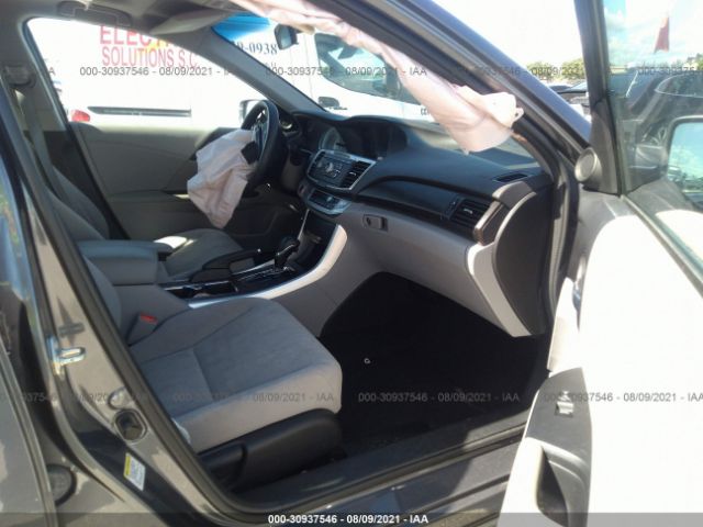 Photo 4 VIN: 1HGCR2F77DA194465 - HONDA ACCORD SDN 