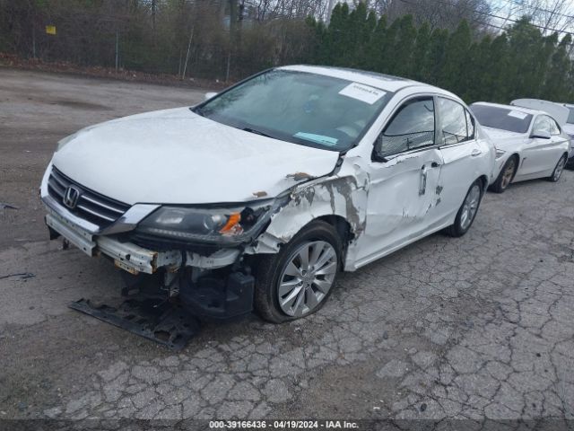 Photo 1 VIN: 1HGCR2F77EA071802 - HONDA ACCORD 