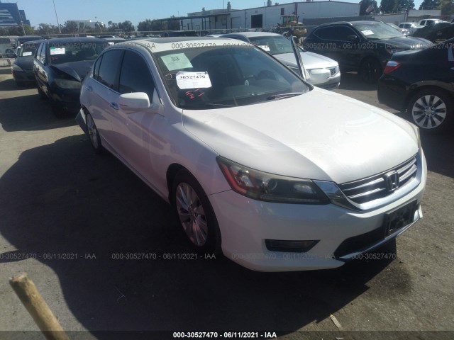 Photo 0 VIN: 1HGCR2F77EA215400 - HONDA ACCORD SEDAN 