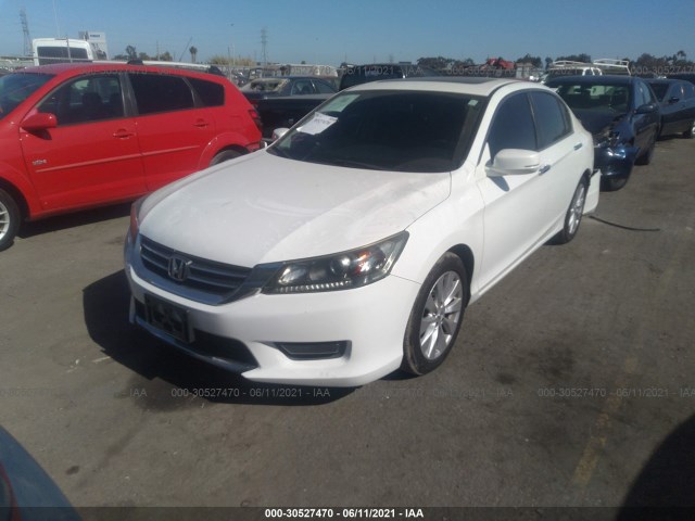 Photo 1 VIN: 1HGCR2F77EA215400 - HONDA ACCORD SEDAN 