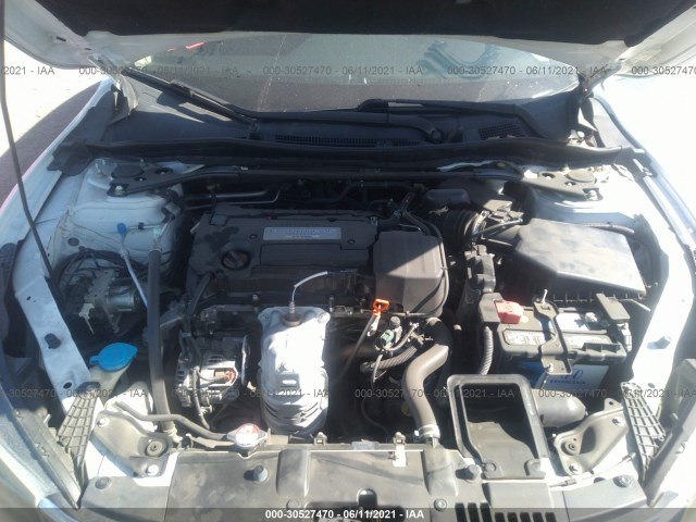 Photo 9 VIN: 1HGCR2F77EA215400 - HONDA ACCORD SEDAN 