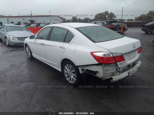 Photo 2 VIN: 1HGCR2F77FA148346 - HONDA ACCORD SEDAN 