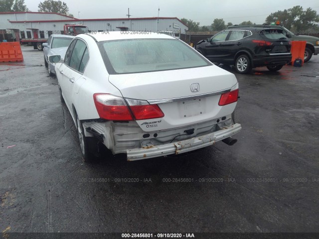 Photo 5 VIN: 1HGCR2F77FA148346 - HONDA ACCORD SEDAN 