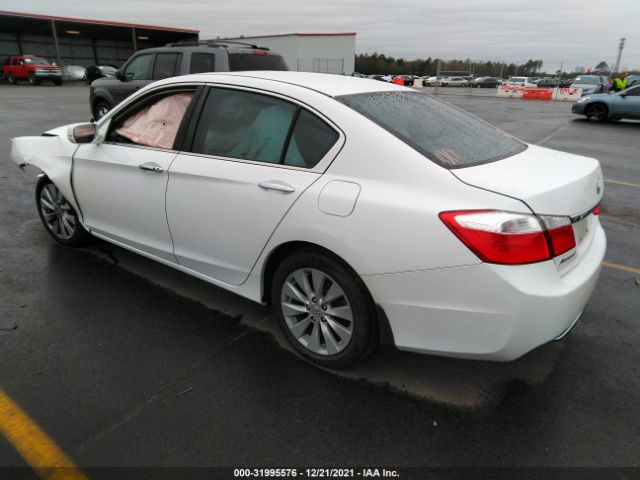 Photo 2 VIN: 1HGCR2F77FA165230 - HONDA ACCORD SEDAN 