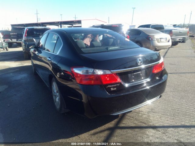 Photo 2 VIN: 1HGCR2F77FA242761 - HONDA ACCORD SEDAN 