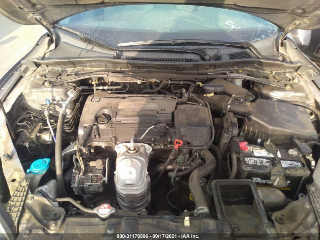 Photo 9 VIN: 1HGCR2F77FA254523 - HONDA ACCORD SEDAN 