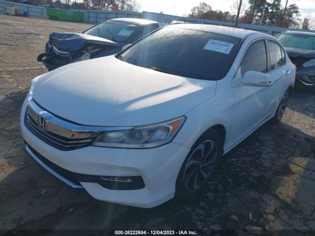 Photo 1 VIN: 1HGCR2F77GA158635 - HONDA ACCORD 