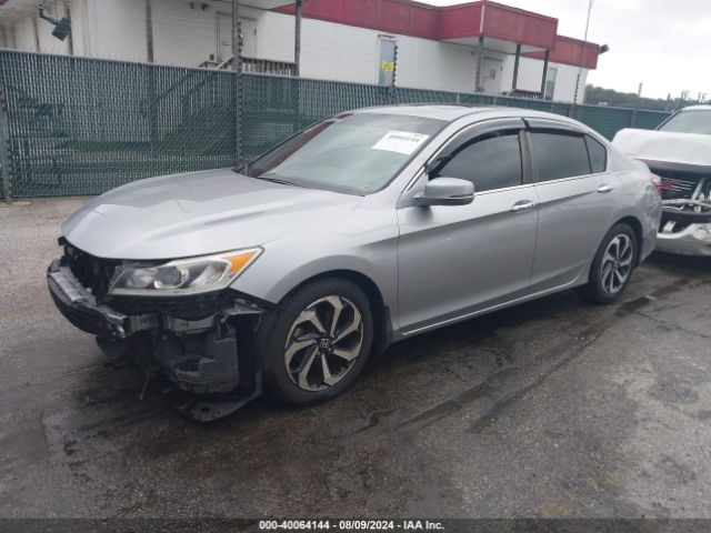 Photo 1 VIN: 1HGCR2F77HA252158 - HONDA ACCORD 