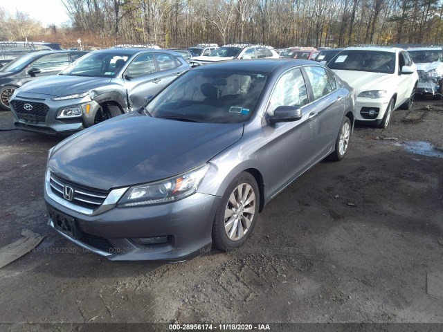 Photo 1 VIN: 1HGCR2F78FA249377 - HONDA ACCORD SEDAN 