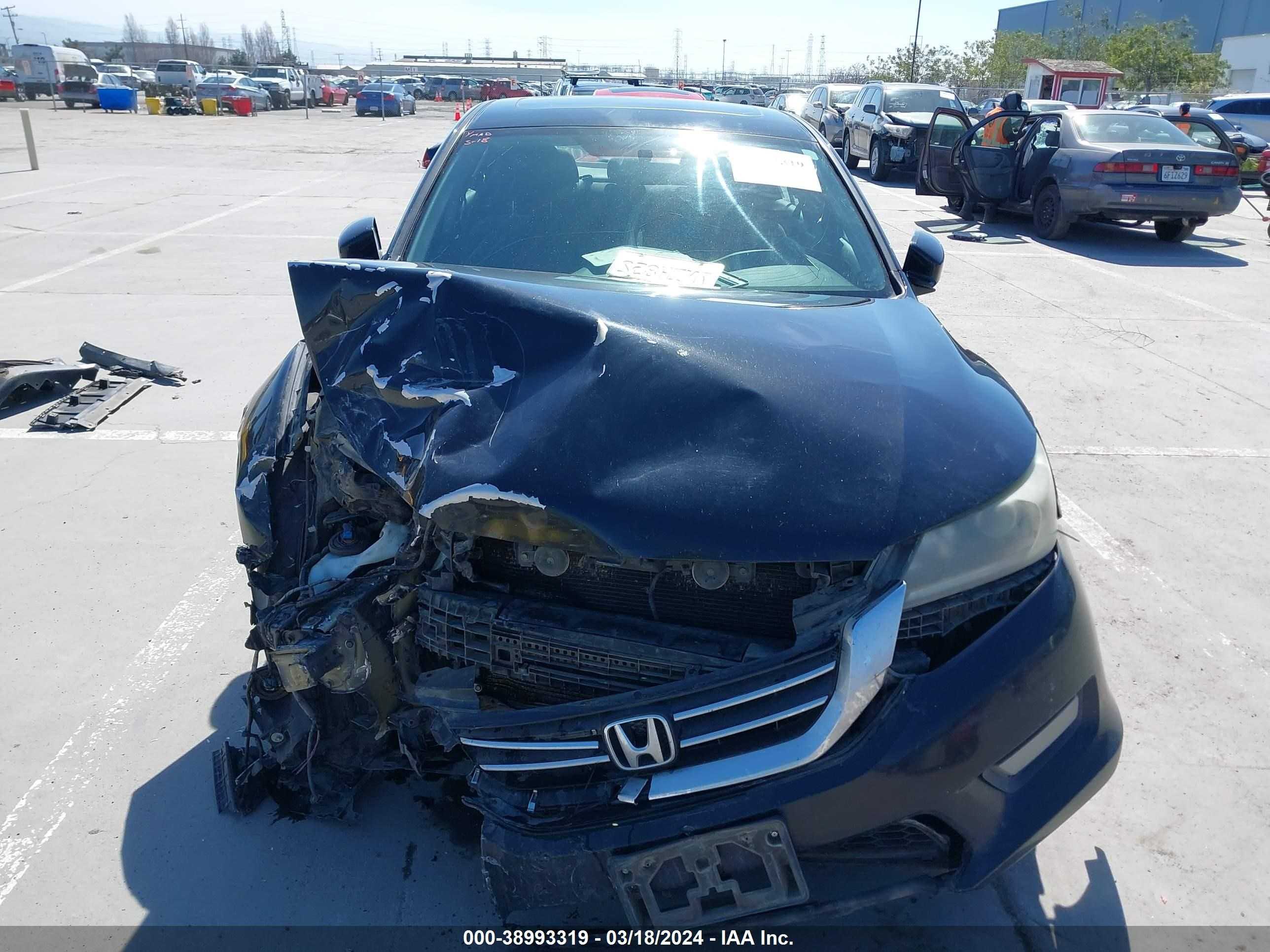 Photo 12 VIN: 1HGCR2F78FA258743 - HONDA ACCORD 