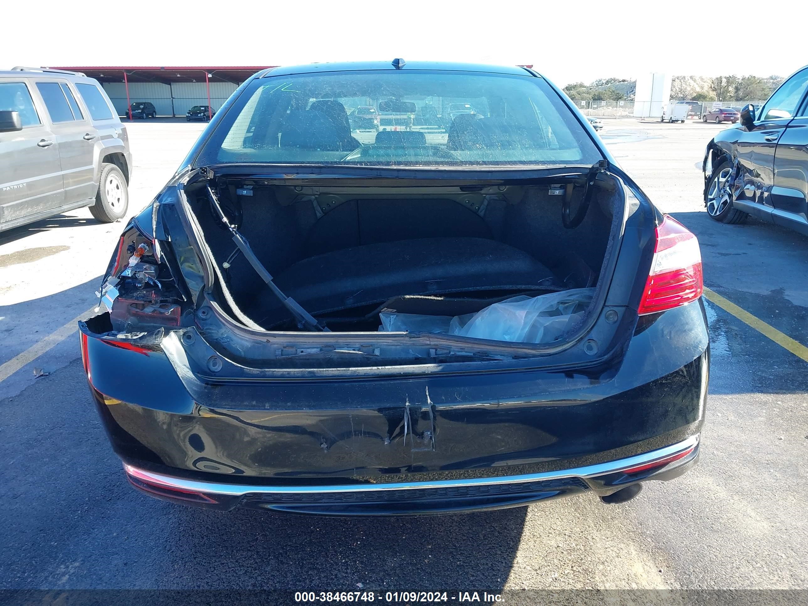 Photo 16 VIN: 1HGCR2F78GA240115 - HONDA ACCORD 