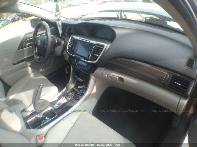 Photo 4 VIN: 1HGCR2F78HA105542 - HONDA ACCORD SEDAN 