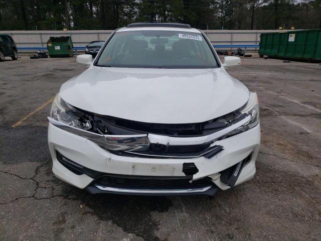 Photo 4 VIN: 1HGCR2F78HA151680 - HONDA ACCORD EX 