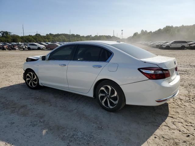 Photo 1 VIN: 1HGCR2F78HA214826 - HONDA ACCORD EX 