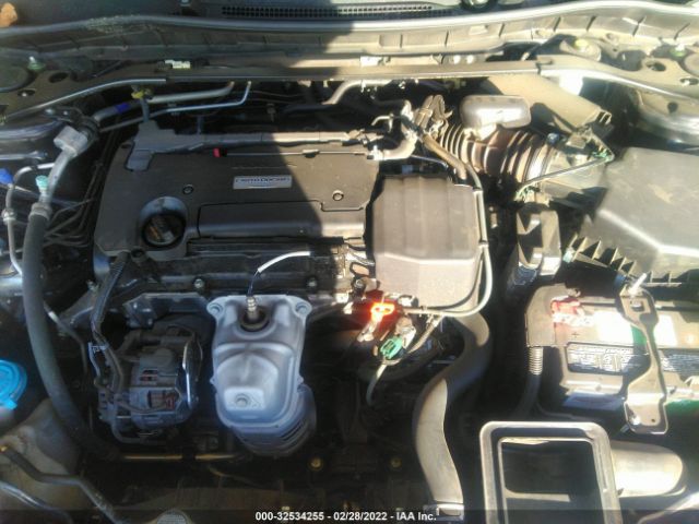 Photo 9 VIN: 1HGCR2F78HA235868 - HONDA ACCORD SEDAN 