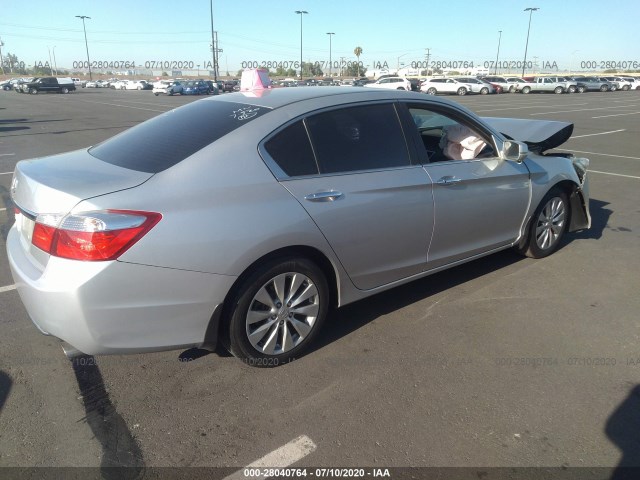 Photo 3 VIN: 1HGCR2F79DA018193 - HONDA ACCORD SDN 