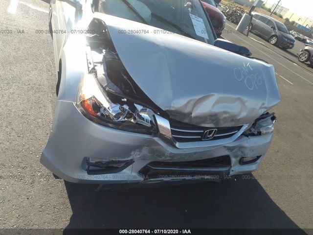 Photo 5 VIN: 1HGCR2F79DA018193 - HONDA ACCORD SDN 