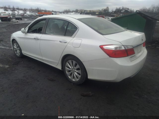 Photo 2 VIN: 1HGCR2F79EA083739 - HONDA ACCORD SEDAN 