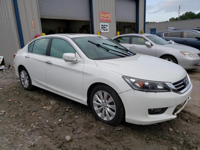 Photo 3 VIN: 1HGCR2F79EA131160 - HONDA ACCORD EX 