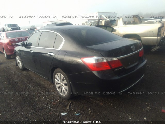 Photo 2 VIN: 1HGCR2F79EA302120 - HONDA ACCORD SEDAN 