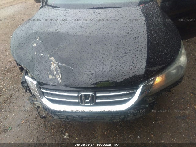 Photo 9 VIN: 1HGCR2F79FA092751 - HONDA ACCORD SEDAN 