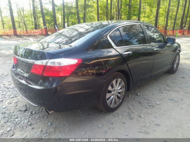 Photo 3 VIN: 1HGCR2F79FA136635 - HONDA ACCORD SEDAN 