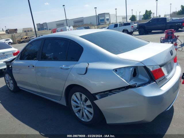 Photo 2 VIN: 1HGCR2F79FA153998 - HONDA ACCORD 