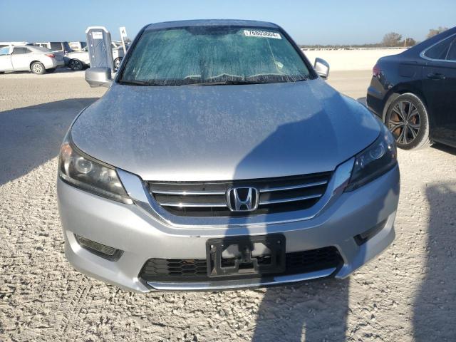 Photo 4 VIN: 1HGCR2F79FA164001 - HONDA ACCORD EX 