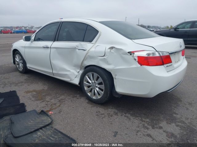 Photo 2 VIN: 1HGCR2F79FA250344 - HONDA ACCORD 