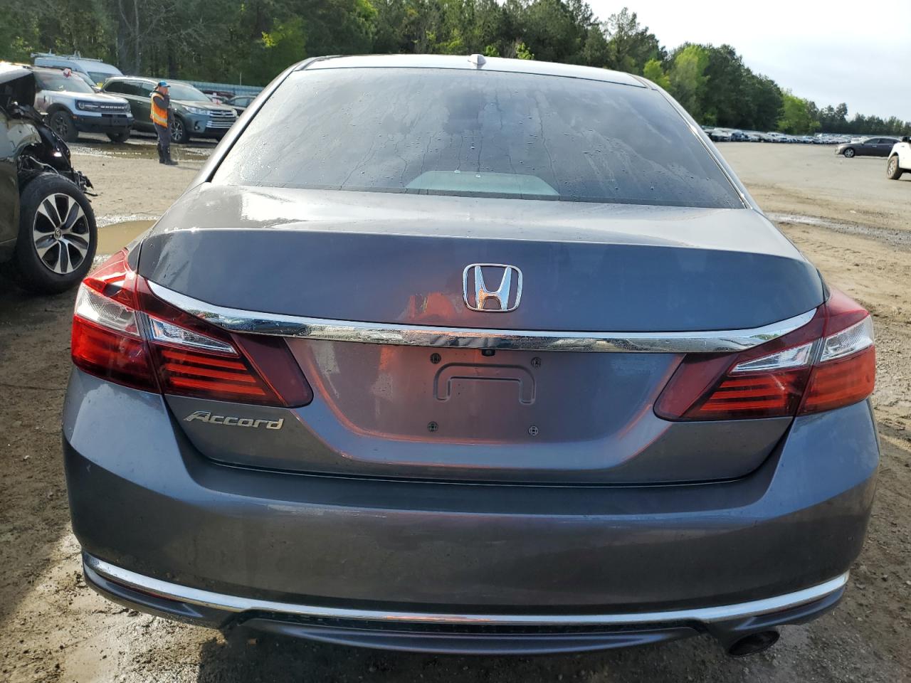 Photo 5 VIN: 1HGCR2F79GA217944 - HONDA ACCORD 