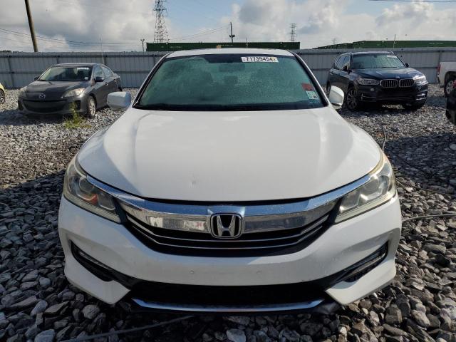 Photo 4 VIN: 1HGCR2F79HA165832 - HONDA ACCORD EX 