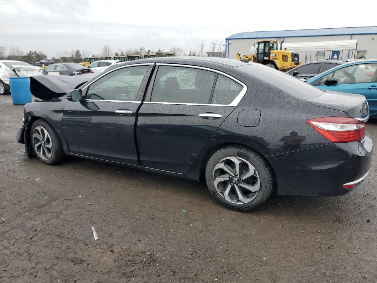 Photo 1 VIN: 1HGCR2F79HA217637 - HONDA ACCORD 