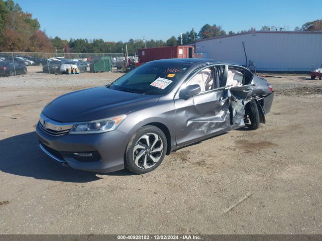 Photo 1 VIN: 1HGCR2F79HA303868 - HONDA ACCORD 