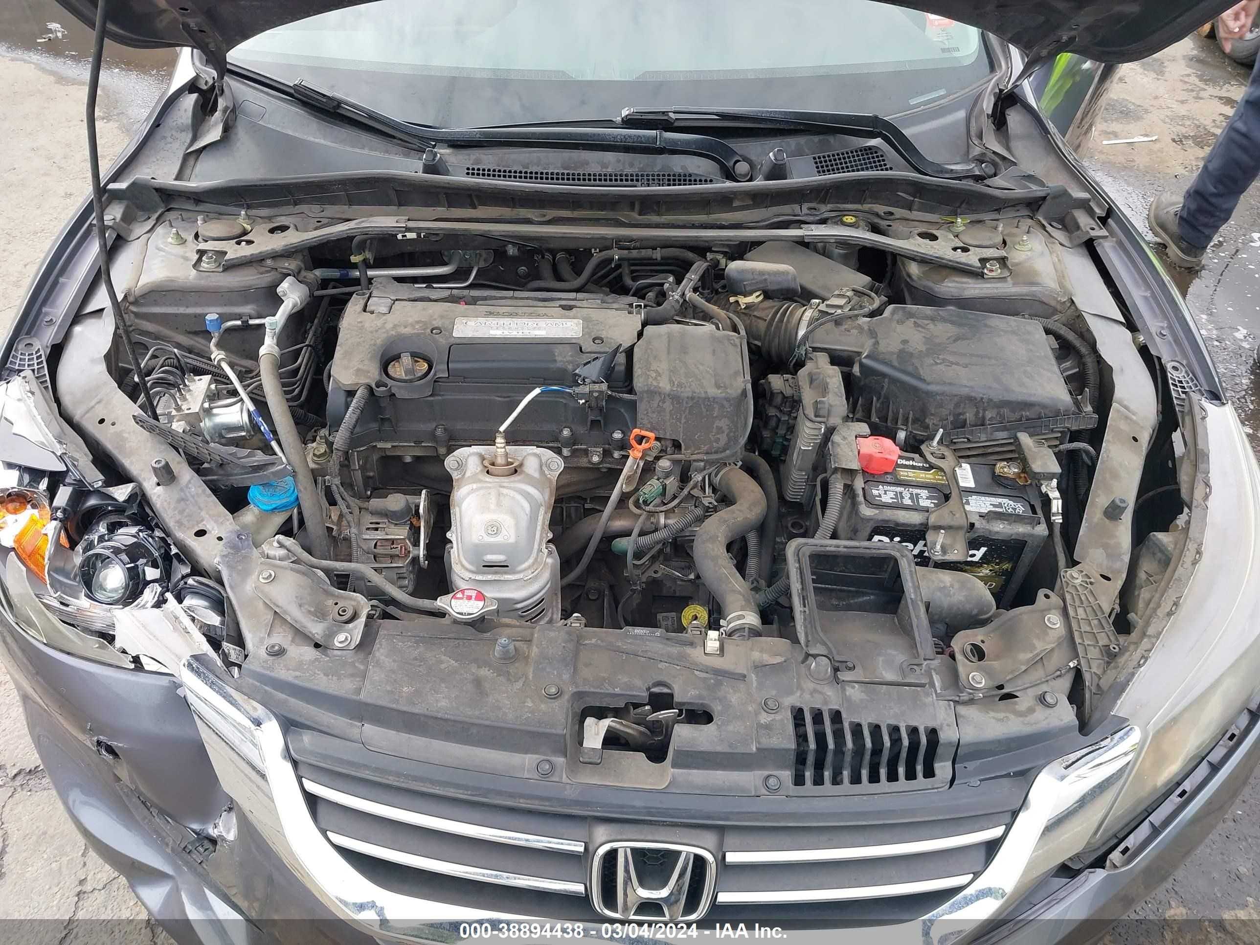 Photo 9 VIN: 1HGCR2F7XEA053231 - HONDA ACCORD 