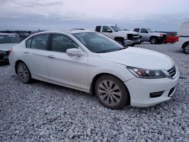 Photo 3 VIN: 1HGCR2F7XEA081918 - HONDA ACCORD 