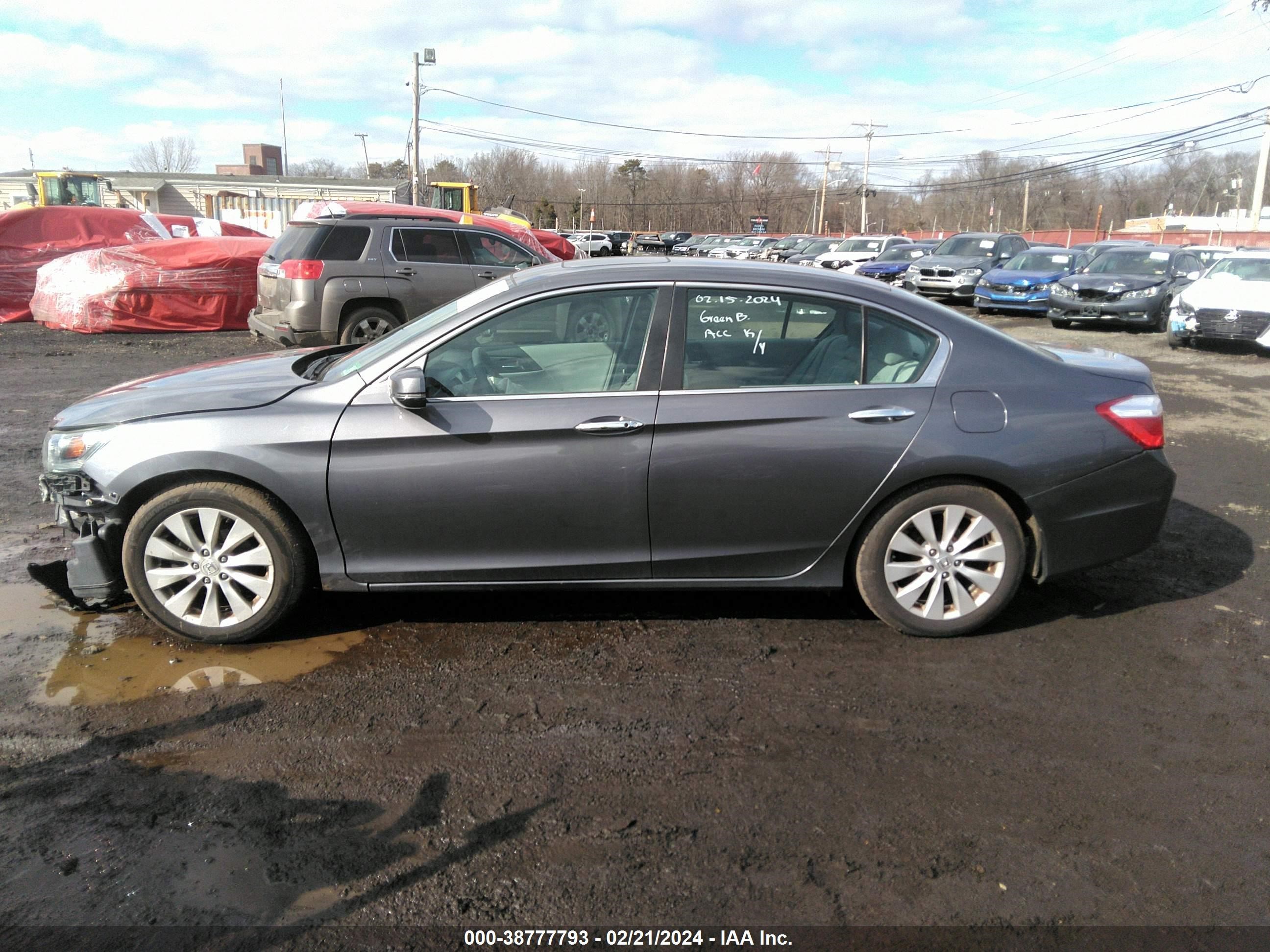 Photo 13 VIN: 1HGCR2F7XEA123603 - HONDA ACCORD 