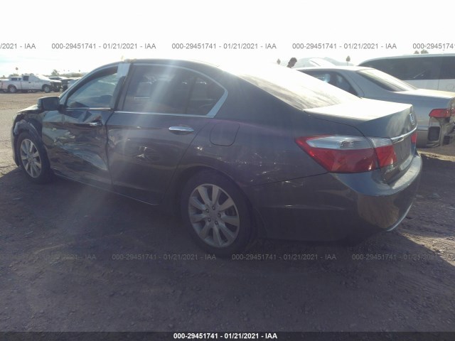 Photo 2 VIN: 1HGCR2F7XEA281245 - HONDA ACCORD SDN 