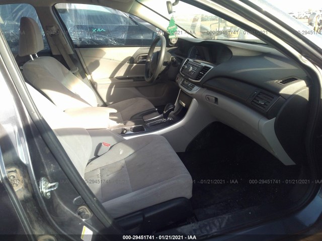 Photo 4 VIN: 1HGCR2F7XEA281245 - HONDA ACCORD SDN 