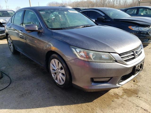 Photo 3 VIN: 1HGCR2F7XFA010994 - HONDA ACCORD 