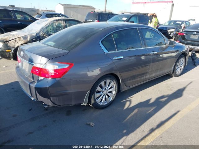 Photo 3 VIN: 1HGCR2F7XFA145991 - HONDA ACCORD 