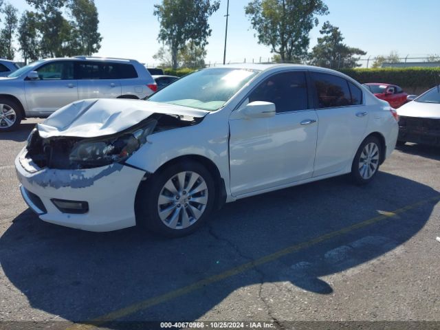 Photo 1 VIN: 1HGCR2F7XFA206014 - HONDA ACCORD 