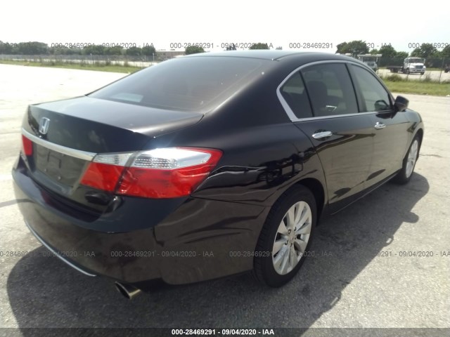 Photo 5 VIN: 1HGCR2F7XFA239143 - HONDA ACCORD SEDAN 