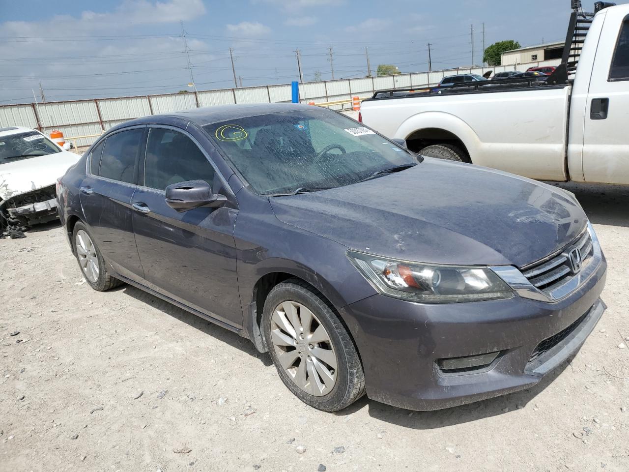 Photo 3 VIN: 1HGCR2F7XFA243547 - HONDA ACCORD 