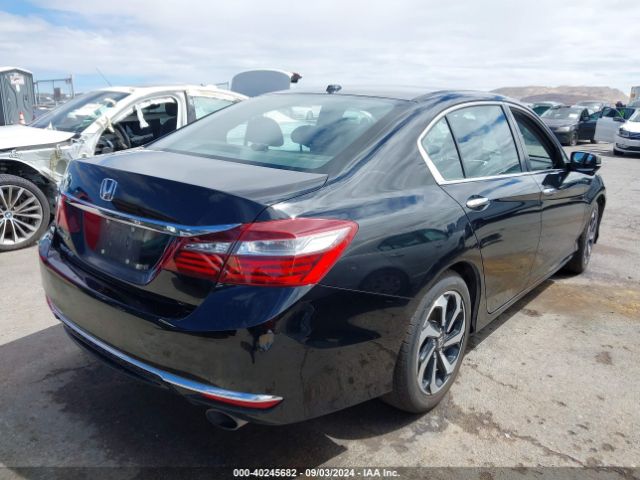 Photo 3 VIN: 1HGCR2F7XGA022838 - HONDA ACCORD 